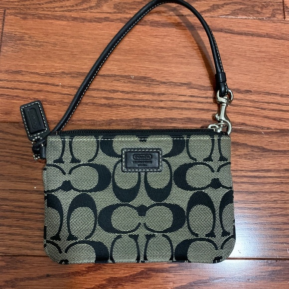 Coach Coin Wristlet - Picture 2 of 4